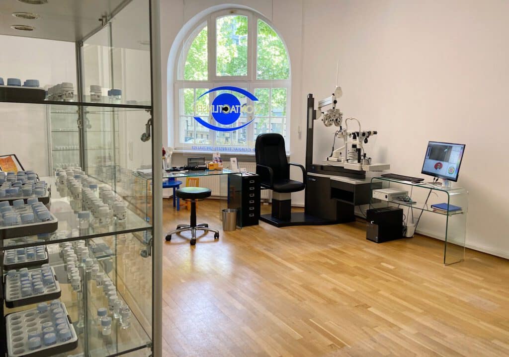 Über Uns 2 Myopie Institut Slider-1